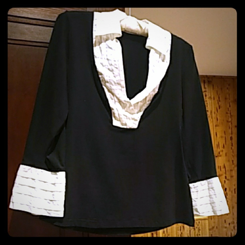 Anne Fontaine. Ladies. Black. T-Shirt Top. Size 40